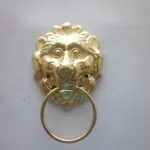 accessorio coffa testa di leone ottone