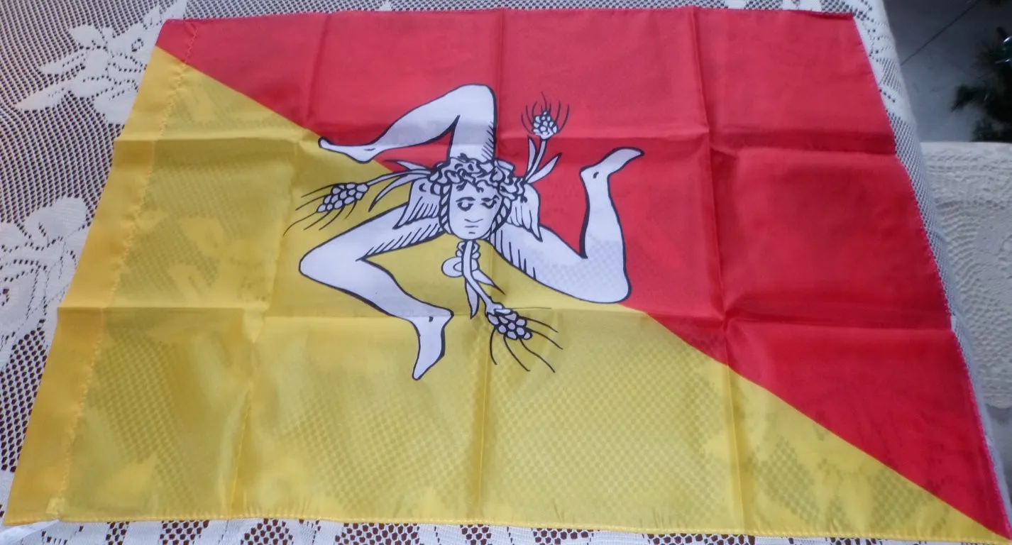 bandiera flag siciliana trinacria 140X100 bandiera flag siciliana trinacria 140X100