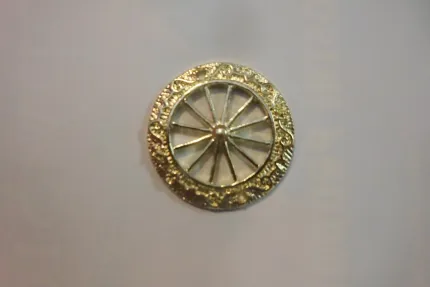 Accessorio decorazioni coffe collane ruota di carretto dorata cm 3