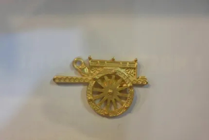 Accessorio decorazioni coffe collane carretto siciliano dorato cm 5 x 3