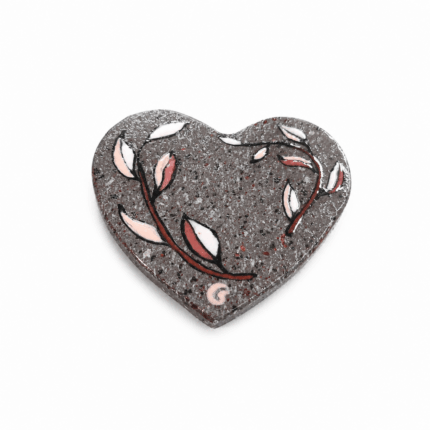 Sottocaffettiera cuore in pietra lavica decorata a mano 9 cm